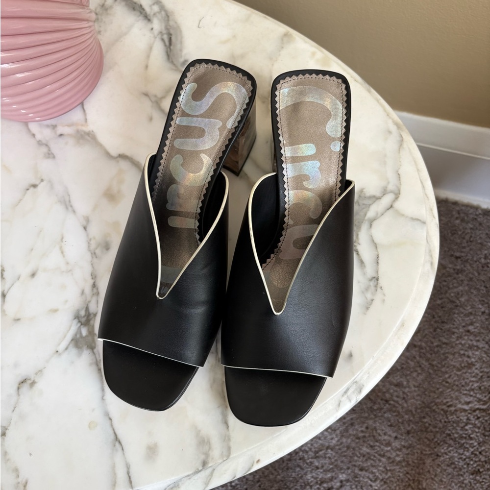 Circus by Sam Edelman Black and White Mules